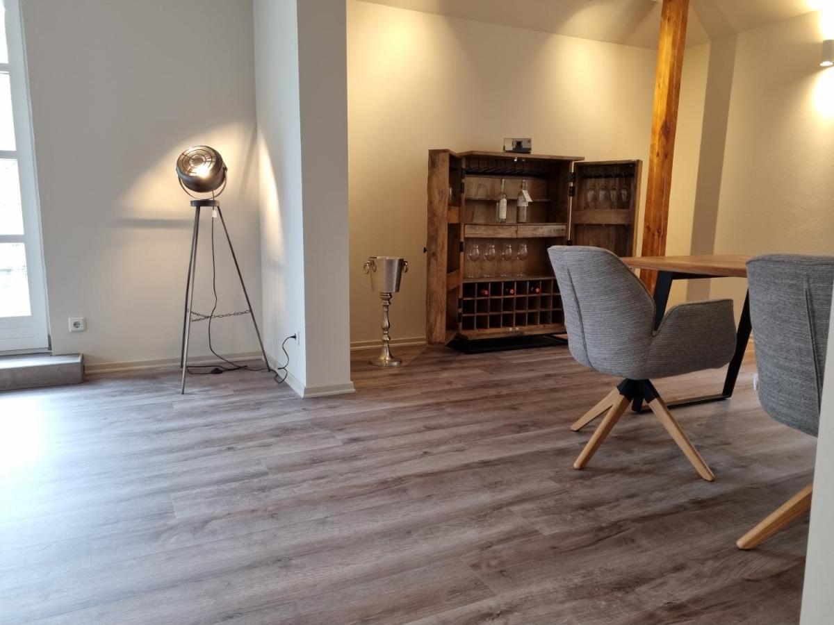 5 Sterne Bahnhoftraum, Appartement "Waldliebe" 133Qm, Grosse Terrasse 70Qm, Qr Code Scannen Fuer Virtuellen Rundgang, Premium Ausstattung Braunfels Exterior photo